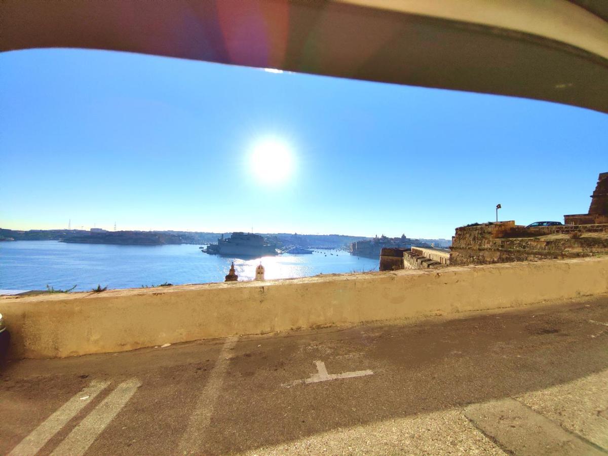 Ripple 23 Savynomad Harbour Residences Valletta Luaran gambar