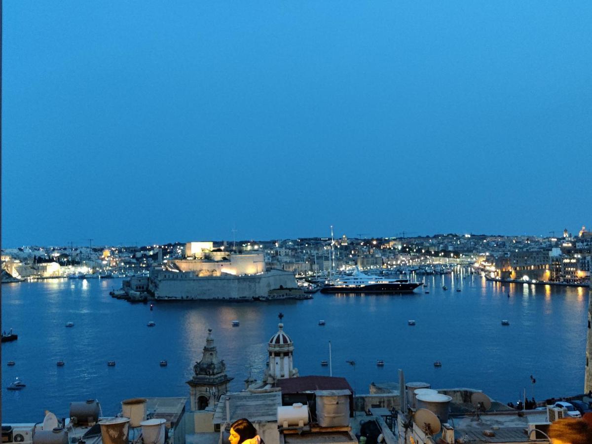Ripple 23 Savynomad Harbour Residences Valletta Luaran gambar